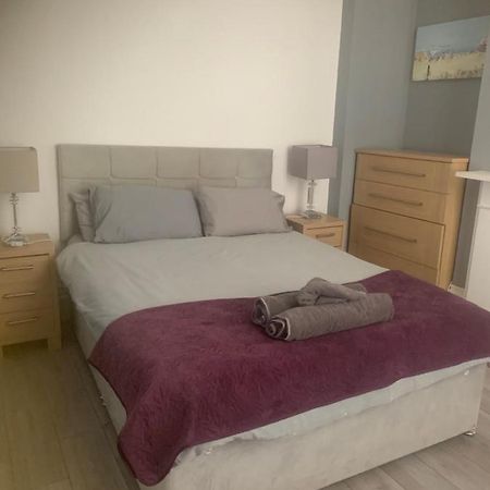 Bright One Bed Apartment Brighton Exteriör bild